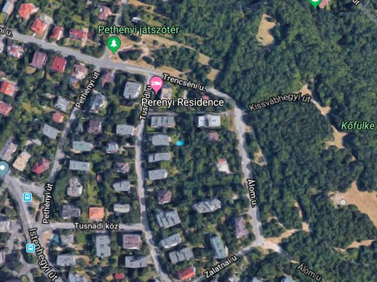 JÁRDAJAVÍTÁSI MUNKÁK A TUSNÁDI UTCÁBAN