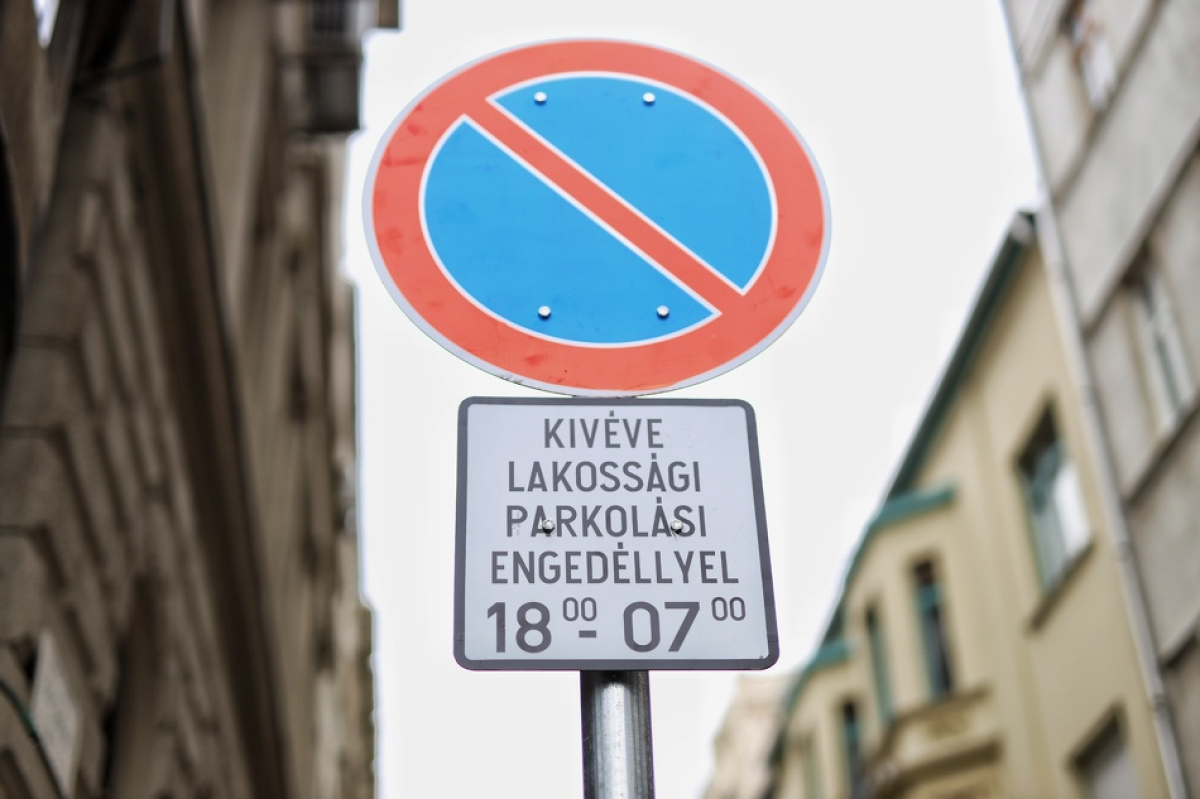 Elérte az Önkormányzat, hogy a Főváros kiadja az engedélyt a kizárólagos parkolásra