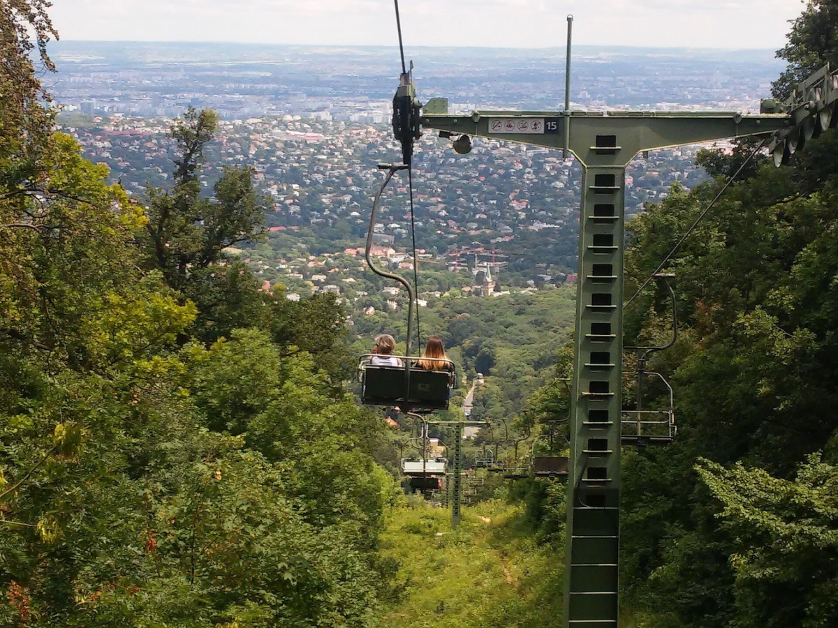 The chairlift restarts