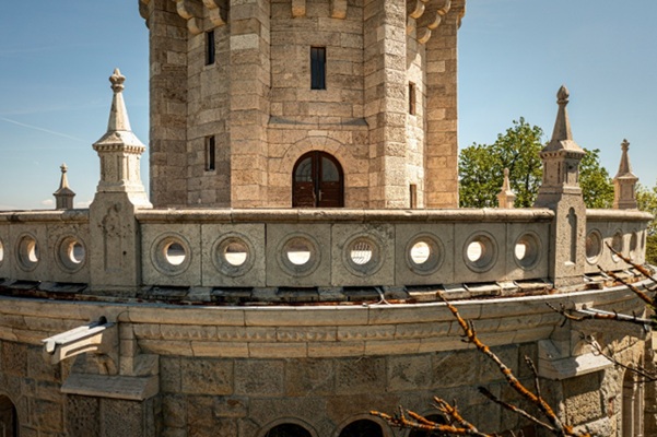 Erzsebet_kilato_korlat